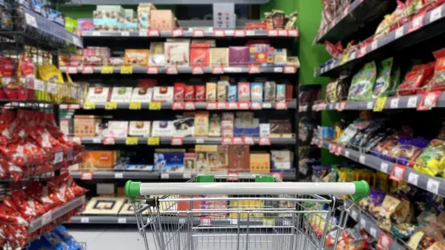 Производители продуктов питания требуют ограничить долю СТМ на розничной полке