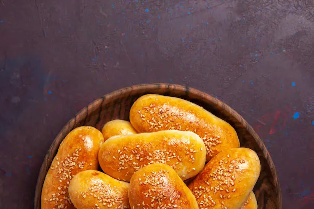 Принц Уильям приготовил пирожки без перчаток и поработал консультантом